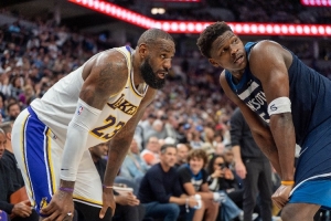 蜘蛛直播_蜘蛛免费NBA在线直播_蜘蛛足球无插件高清观看